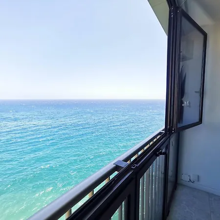 Mirador 30 Sea View By Pride 아파트 *