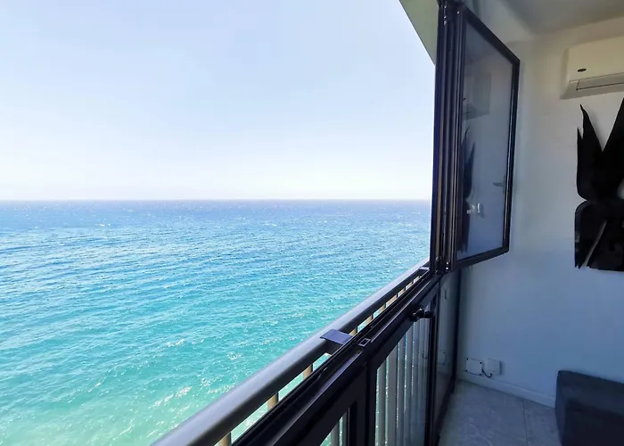 Mirador 30 Sea View By Pride Apartmán *